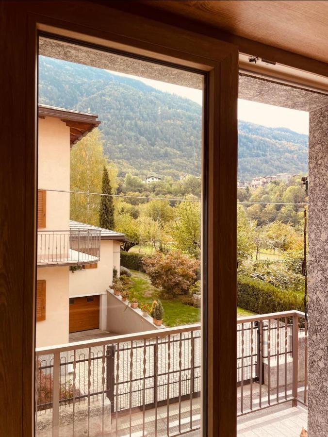 Luce Private Deluxe Apartment Near The Station Tirano Buitenkant foto